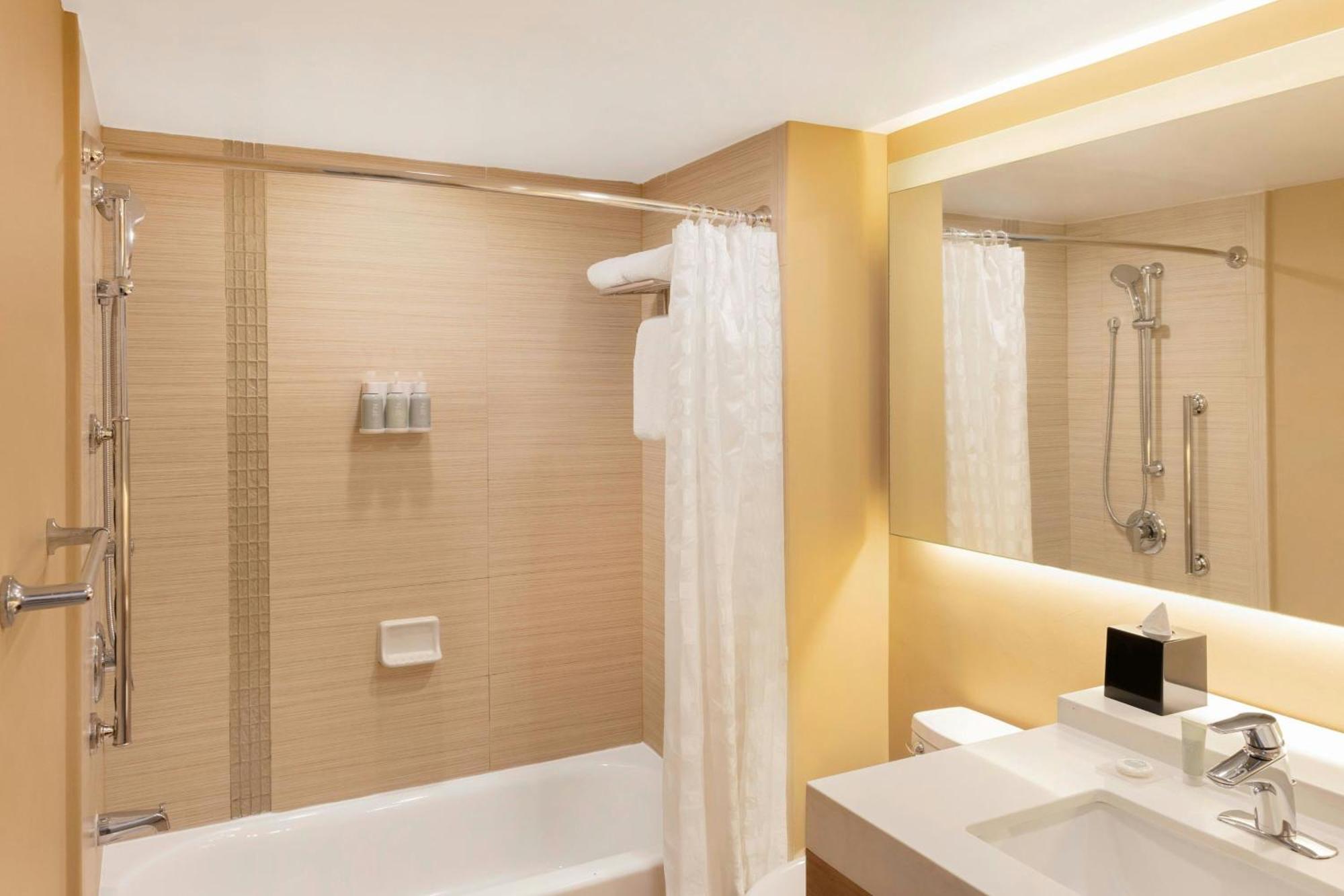 Courtyard By Marriott La Paz Baja California Sur Otel Dış mekan fotoğraf